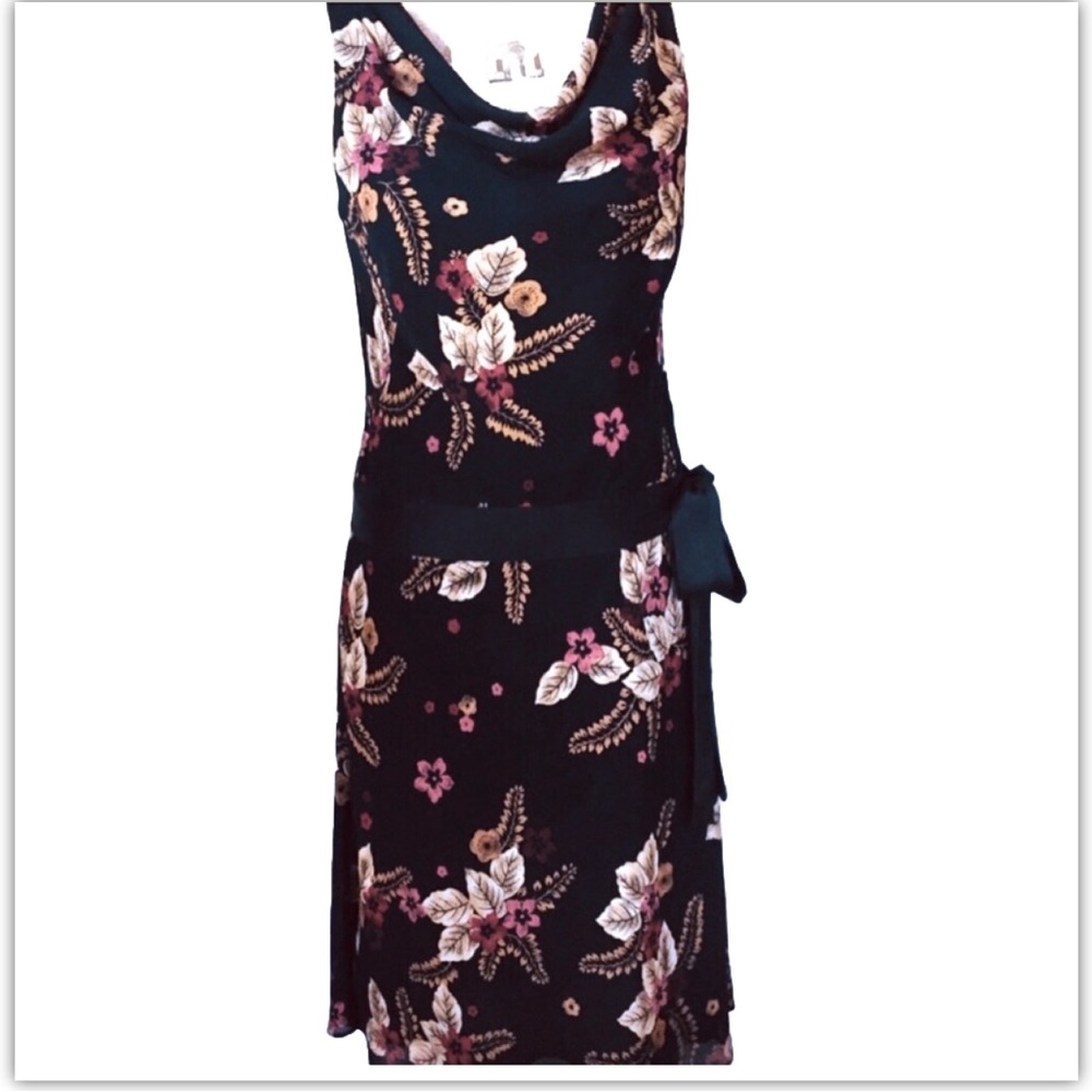 Ann Taylor Loft sleeveless A-line Dress with hip sash Size 4 Small